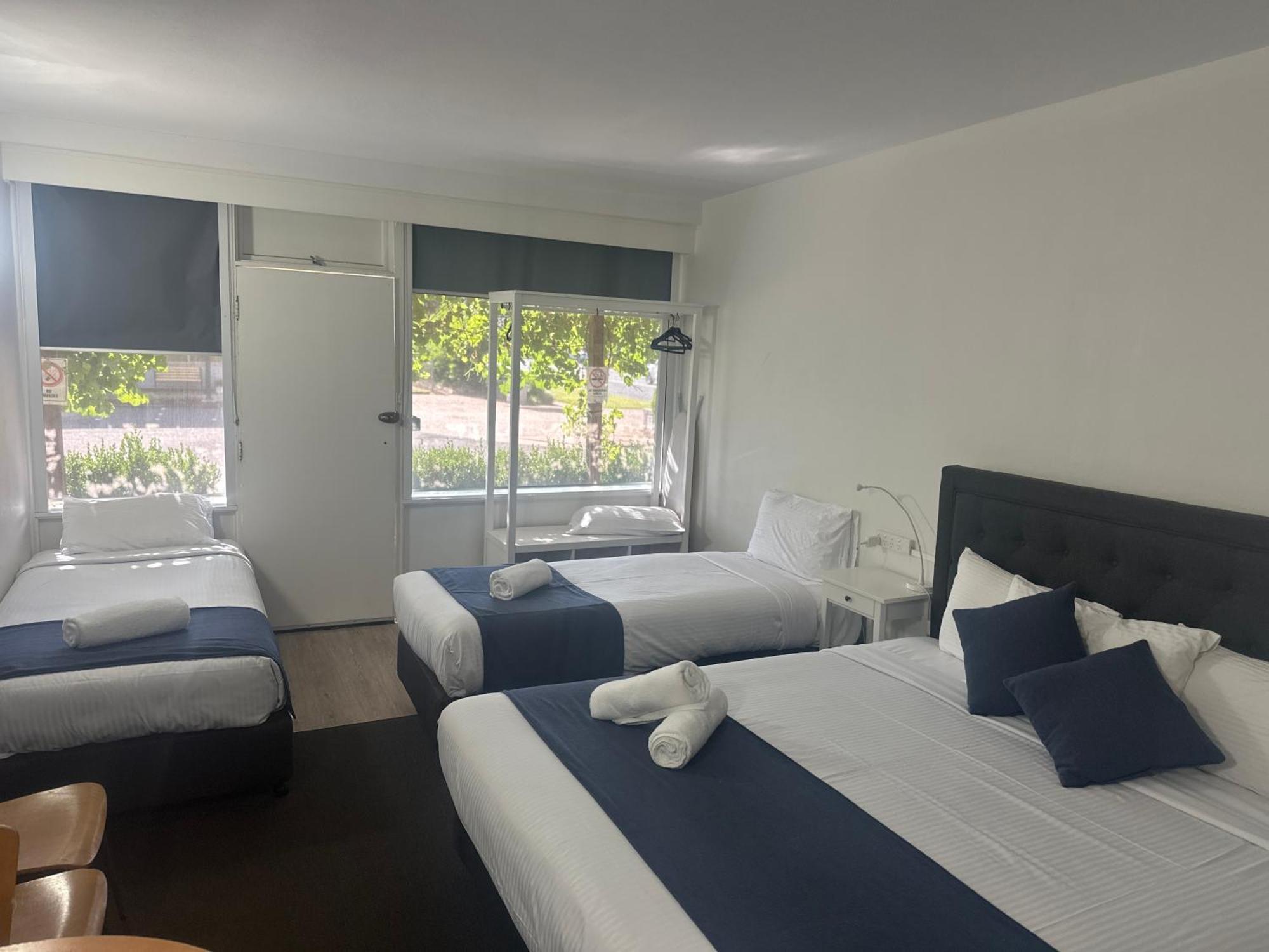 Memphis Motor Inn Parkes Bagian luar foto